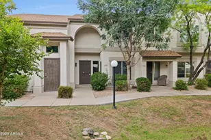 4114 E Union Hills Dr, Phoenix, AZ 85050 - Photo 1