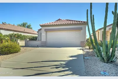 16457 W Rock Springs Lane, Surprise, AZ 85374 - Photo 2