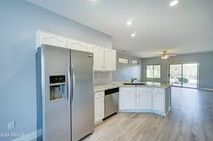 16457 W Rock Springs Ln, Surprise, AZ 85374 - Photo 4