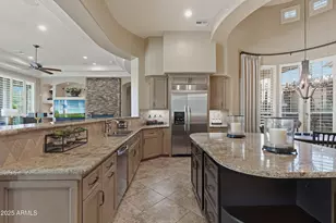 12828 W Oyer Ln, Peoria, AZ 85383 - Photo 140