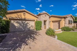 12828 W Oyer Ln, Peoria, AZ 85383 - Photo 2