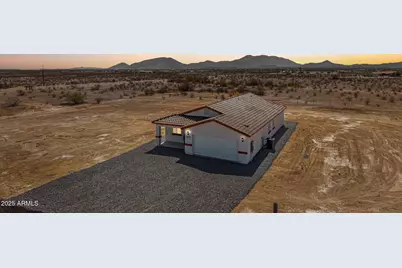 42761 W Indianola Avenue, Tonopah, AZ 85354 - Photo 2