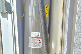 2233 E Behrend Dr, Phoenix, AZ 85024 - Photo 32