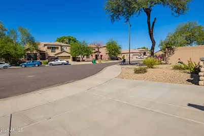 15527 W Minnezona Avenue, Goodyear, AZ 85395 - Photo 54