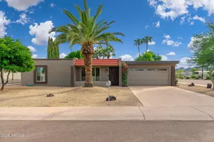 4001 E Cannon Dr, Phoenix, AZ 85028 - Photo 1