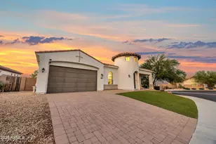 4254 E Valencia Dr, Phoenix, AZ 85042 - Photo 40