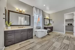 4254 E Valencia Dr, Phoenix, AZ 85042 - Photo 6