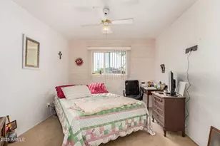 5858 W Minnezona Ave, Phoenix, AZ 85031 - Photo 16