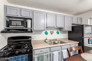 8911 N 10th St, Phoenix, AZ 85020 - Photo 16