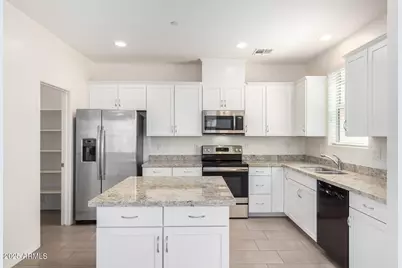 14870 W Encanto Boulevard #1022, Goodyear, AZ 85395 - Photo 12