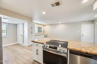 6736 S Stanley Place, Tempe, AZ 85283 - Photo 16