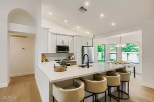 10580 E San Salvador Dr, Scottsdale, AZ 85258 - Photo 8