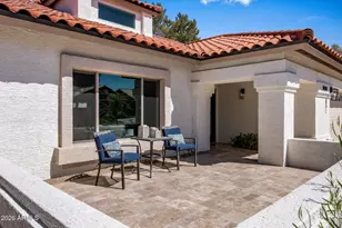 10580 E San Salvador Dr, Scottsdale, AZ 85258 - Photo 2