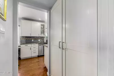 702 W Cambridge Avenue, Phoenix, AZ 85007 - Photo 16