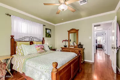 702 W Cambridge Avenue, Phoenix, AZ 85007 - Photo 28