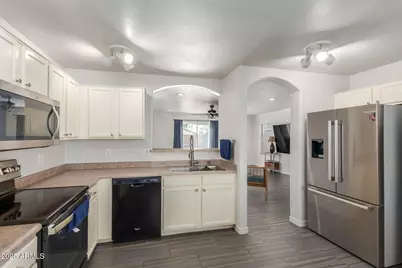 8529 W Butler Drive, Peoria, AZ 85345 - Photo 12