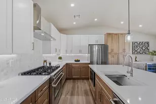 8202 E MacKenzie Dr, Scottsdale, AZ 85251 - Photo 18