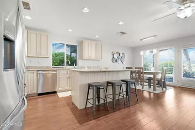 9102 E Lakeview Drive, Sun Lakes, AZ 85248 - Photo 12