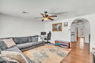 340 W Lindbergh Avenue, Coolidge, AZ 85128 - Photo 4