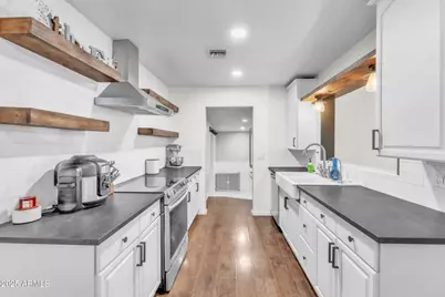 340 W Lindbergh Avenue, Coolidge, AZ 85128 - Photo 6