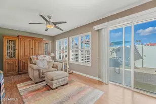 10010 W Royal Oak Rd, Sun City, AZ 85351 - Photo 12