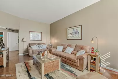 10010 W Royal Oak Road #R, Sun City, AZ 85351 - Photo 6