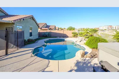 1429 S 237th Lane, Buckeye, AZ 85326 - Photo 32