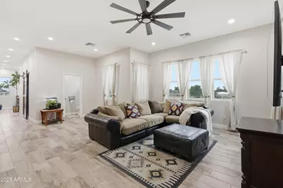 40105 N Taylor Street, San Tan Valley, AZ 85140 - Photo 10