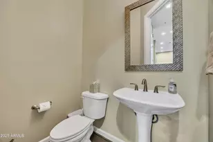 7291 N Scottsdale Rd, Paradise Valley, AZ 85253 - Photo 30