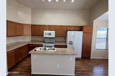 17284 W Mohave Street, Goodyear, AZ 85338 - Photo 2