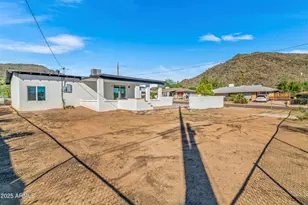 901 W Mercer Ln, Phoenix, AZ 85029 - Photo 40