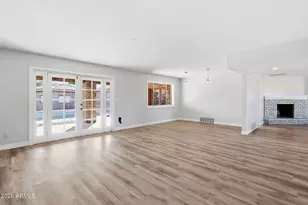 2515 S Palm Dr, Tempe, AZ 85282 - Photo 6