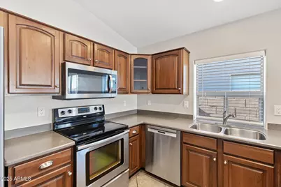 42012 W Colby Drive, Maricopa, AZ 85138 - Photo 16