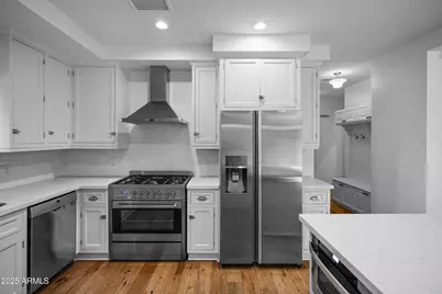 4716 N 34th Place, Phoenix, AZ 85018 - Photo 24