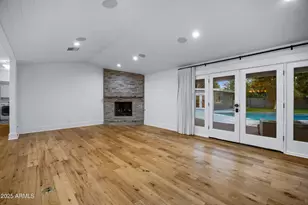 4716 N 34th Pl, Phoenix, AZ 85018 - Photo 16