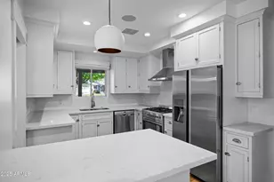 4716 N 34th Pl, Phoenix, AZ 85018 - Photo 22