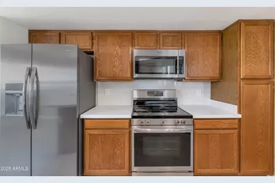 4009 E Round Hill Drive, Phoenix, AZ 85028 - Photo 4