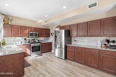 7405 W Emile Zola Avenue, Peoria, AZ 85381 - Photo 10