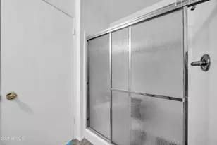 7877 N 49th Ave, Glendale, AZ 85301 - Photo 18