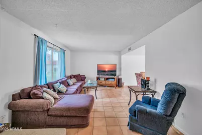 7877 N 49th Avenue, Glendale, AZ 85301 - Photo 10