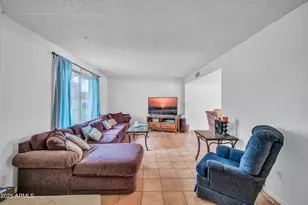 7877 N 49th Ave, Glendale, AZ 85301 - Photo 10