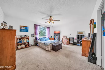 7877 N 49th Avenue, Glendale, AZ 85301 - Photo 16