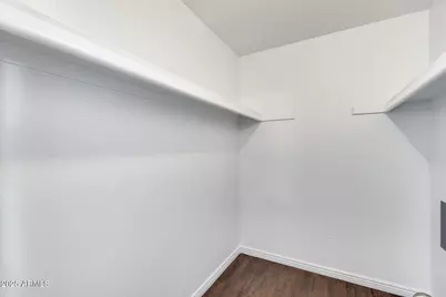 319 W Kristal Way, Phoenix, AZ 85027 - Photo 32