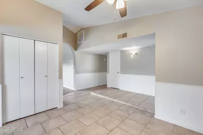 319 W Kristal Way, Phoenix, AZ 85027 - Photo 14