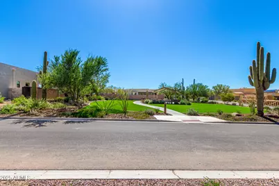 5720 E Lowden Road, Cave Creek, AZ 85331 - Photo 4