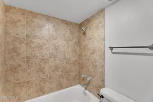 3737 E Turney Ave, Phoenix, AZ 85018 - Photo 16