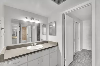 3737 E Turney Avenue #120, Phoenix, AZ 85018 - Photo 18