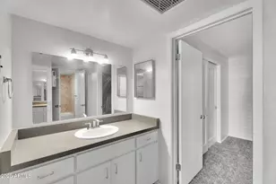 3737 E Turney Ave, Phoenix, AZ 85018 - Photo 18