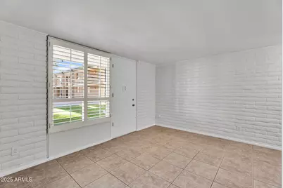 3737 E Turney Avenue #120, Phoenix, AZ 85018 - Photo 4