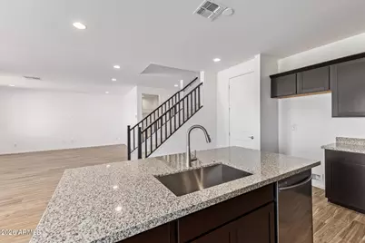 46820 W Crescent Moon Drive, Maricopa, AZ 85139 - Photo 16